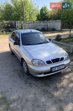 Седан Daewoo Lanos 2004 в 
