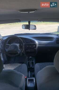 Седан Daewoo Lanos 2004 в 