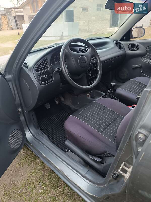 Седан Daewoo Lanos 2001 в Николаеве фото 17 Седан Daewoo Lanos 2001 в Николаеве