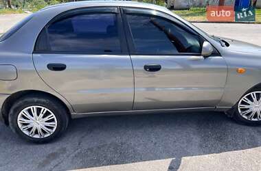 Седан Daewoo Lanos 2004 в 