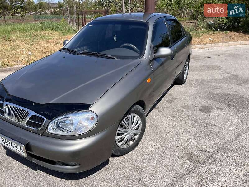 Седан Daewoo Lanos 2004 в Запорожье