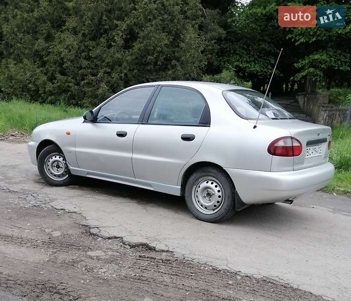 Седан Daewoo Lanos 2001 в Трускавце
