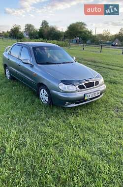 Седан Daewoo Lanos 2001 в 