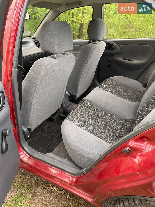 Седан Daewoo Lanos 2006 в Киеве