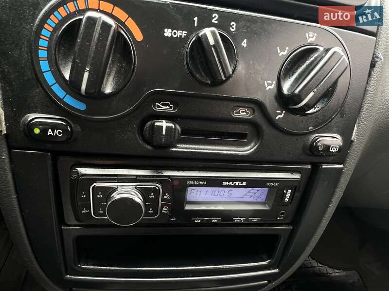 Седан Daewoo Lanos 2005 в Шептицькому