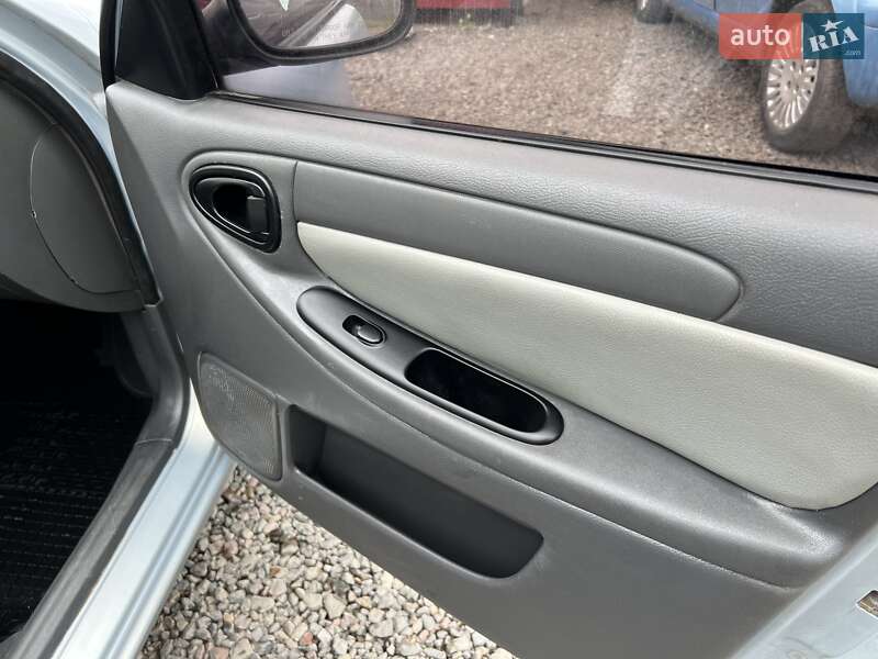 Седан Daewoo Lanos 2005 в Шептицькому