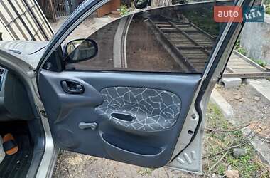 Седан Daewoo Lanos 2003 в 