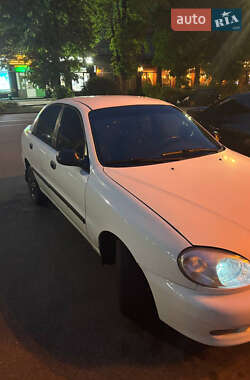 Седан Daewoo Lanos 2002 в 