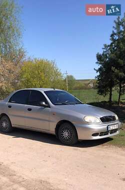 Седан Daewoo Lanos 2004 в Горохові
