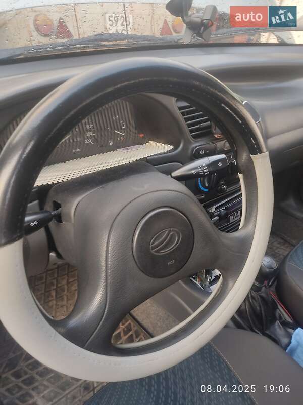 Седан Daewoo Lanos 2009 в Шептицькому