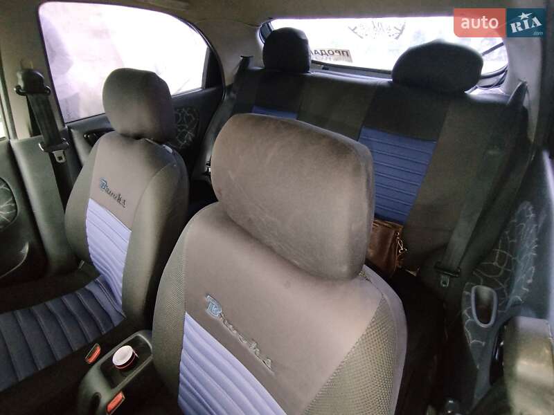 Хэтчбек Daewoo Lanos 2002 в Виннице