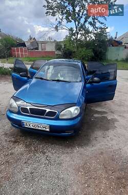 Седан Daewoo Lanos 1998 в 