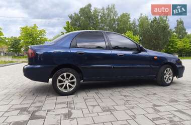 Седан Daewoo Lanos 2002 в 