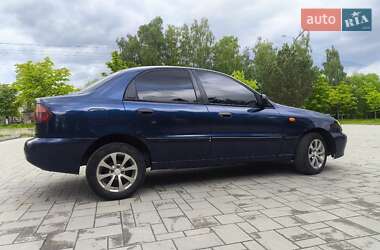 Седан Daewoo Lanos 2002 в 