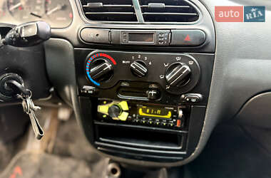 Седан Daewoo Lanos 2003 в 