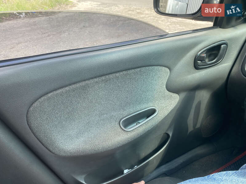 Седан Daewoo Lanos 2004 в Киеве фото 37 Седан Daewoo Lanos 2004 в Киеве