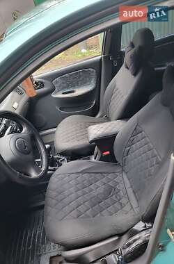 Седан Daewoo Lanos 1998 в 