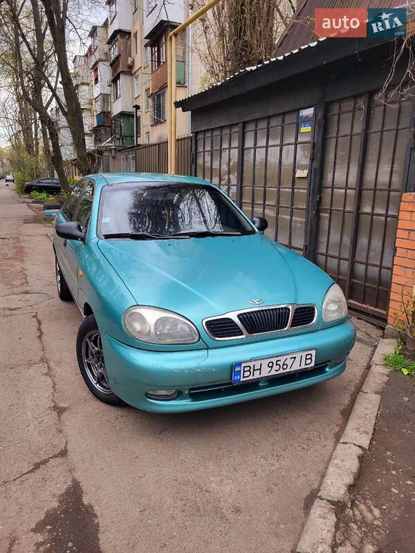Седан Daewoo Lanos 1998 в Одессе