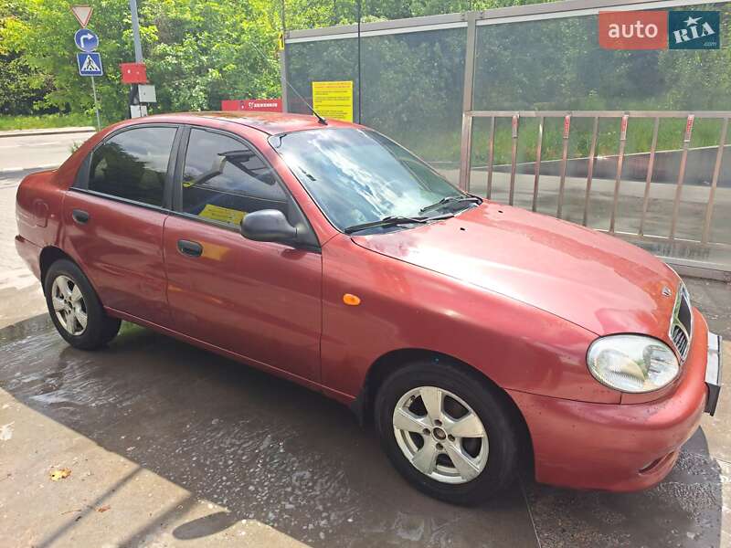 Седан Daewoo Lanos 2006 в Києві