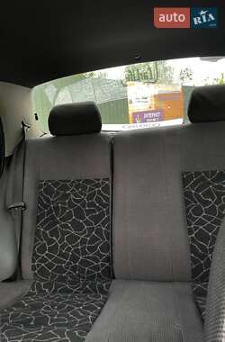 Седан Daewoo Lanos 2004 в 