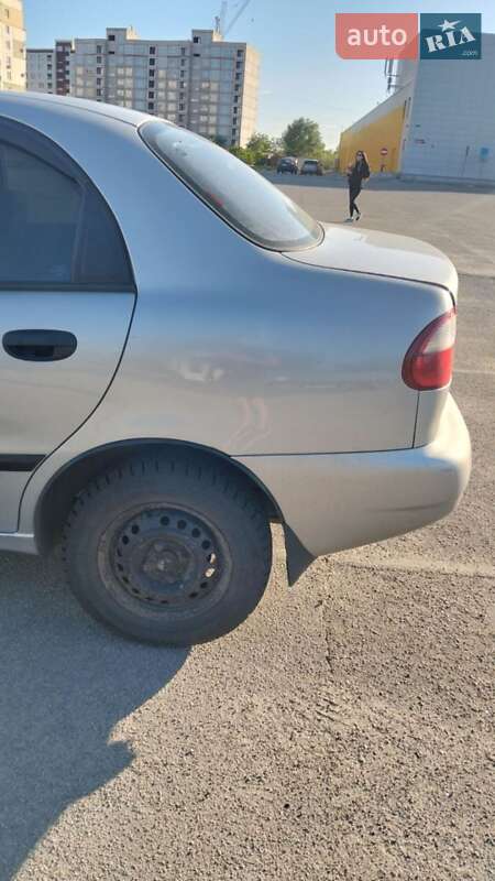 Седан Daewoo Lanos 2005 в Запорожье