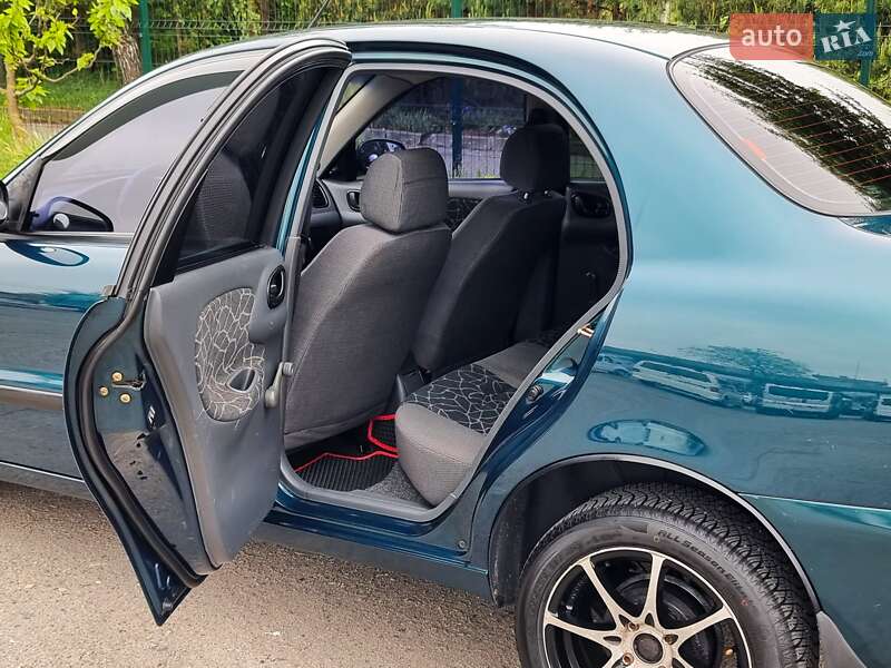 Седан Daewoo Lanos 2003 в Хмельницком
