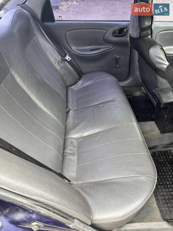 Седан Daewoo Lanos 1998 в Тернополе