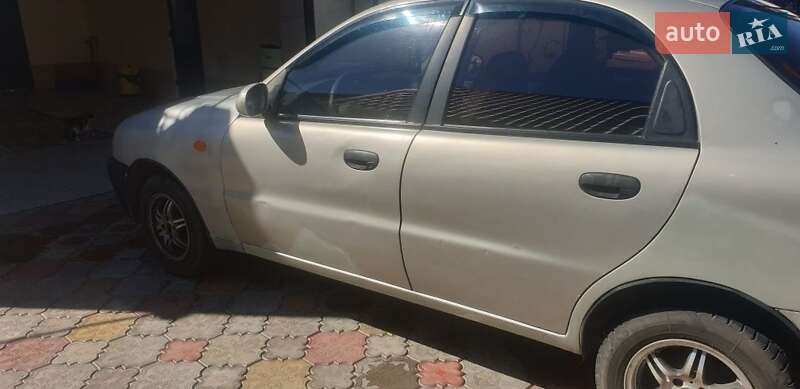 Седан Daewoo Lanos 2009 в 