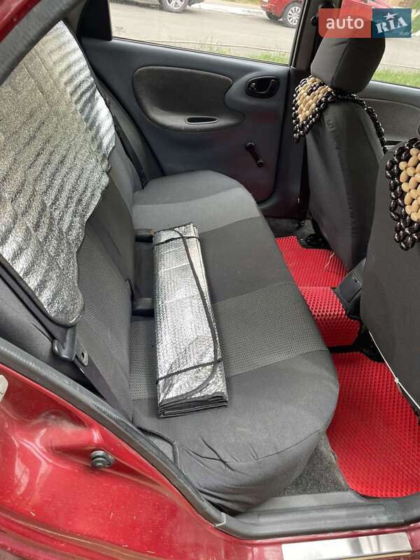 Седан Daewoo Lanos 2005 в Николаеве