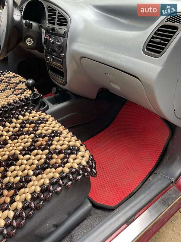 Седан Daewoo Lanos 2005 в Николаеве