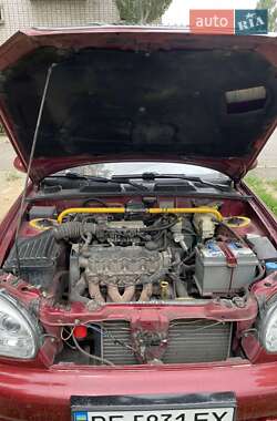 Седан Daewoo Lanos 2005 в Николаеве