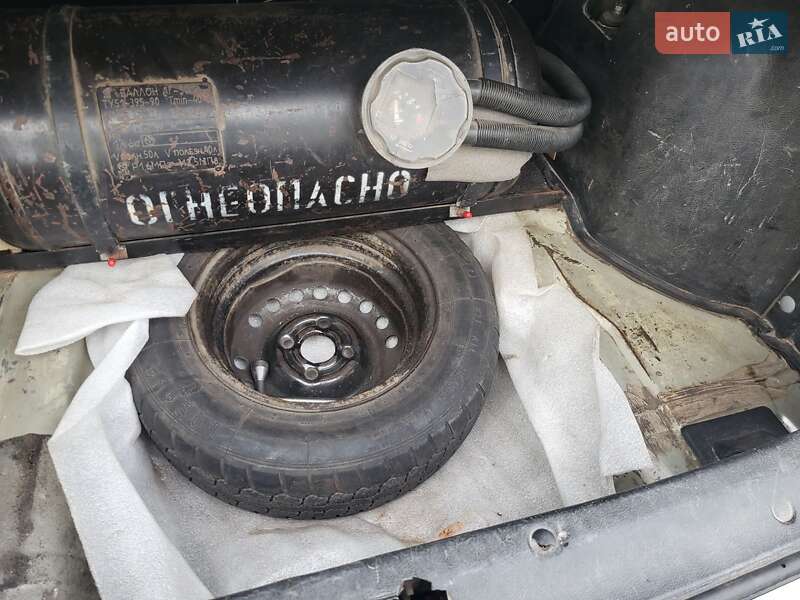 Седан Daewoo Lanos 2003 в Кременчуге