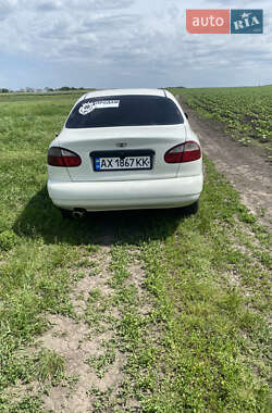Седан Daewoo Lanos 2001 в 