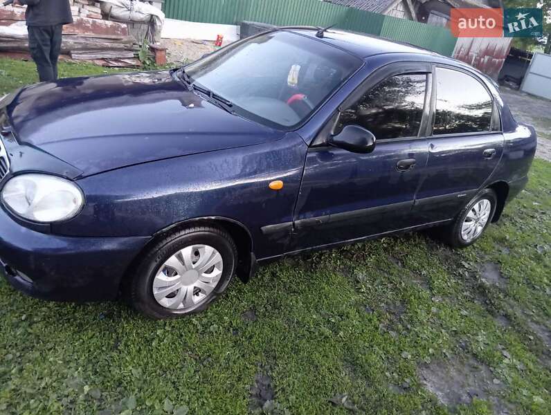Седан Daewoo Lanos 2003 в Львове