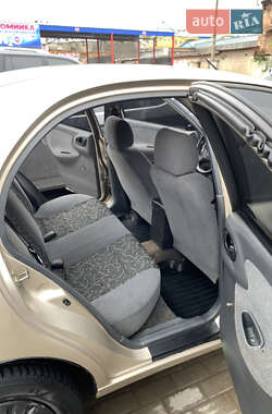 Седан Daewoo Lanos 2004 в 