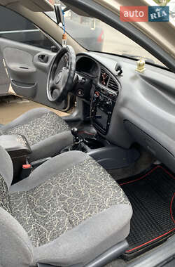 Седан Daewoo Lanos 2004 в 