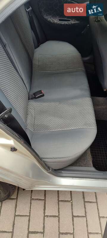 Седан Daewoo Lanos 2003 в Тернополі