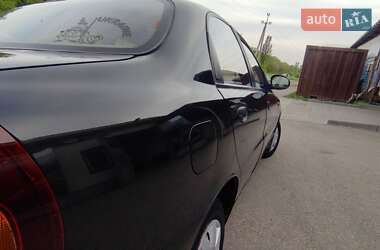 Седан Daewoo Lanos 2010 в 