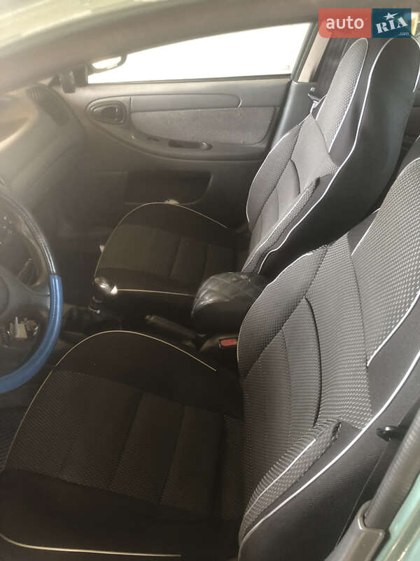 Седан Daewoo Lanos 2008 в Запоріжжі