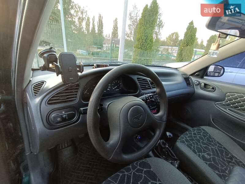 Седан Daewoo Lanos 2003 в Кременчуці