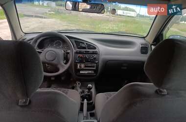 Седан Daewoo Lanos 2004 в 