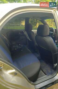 Седан Daewoo Lanos 2004 в 