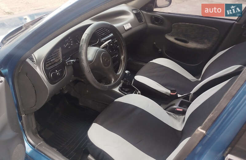 Седан Daewoo Lanos 2003 в Харькове