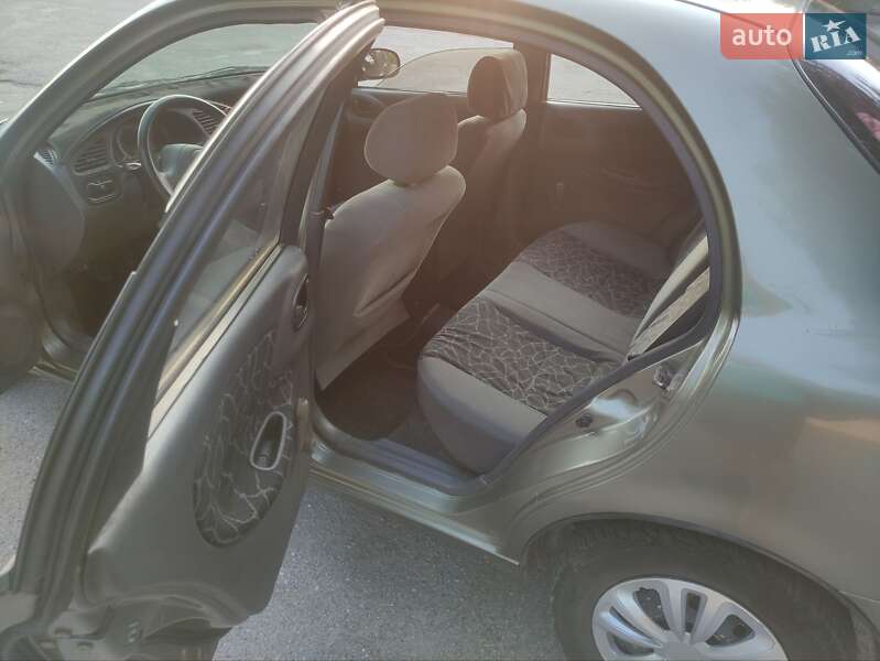 Седан Daewoo Lanos 2003 в Запорожье фото 6 Седан Daewoo Lanos 2003 в Запорожье