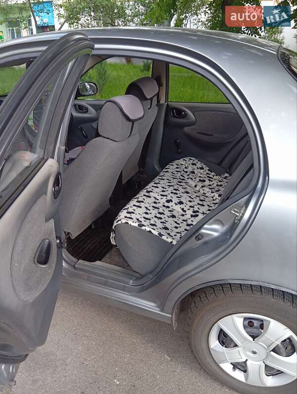 Седан Daewoo Lanos 2007 в Киеве