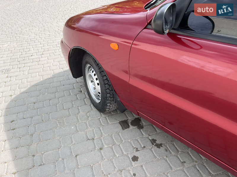 Седан Daewoo Lanos 2008 в Борщеве