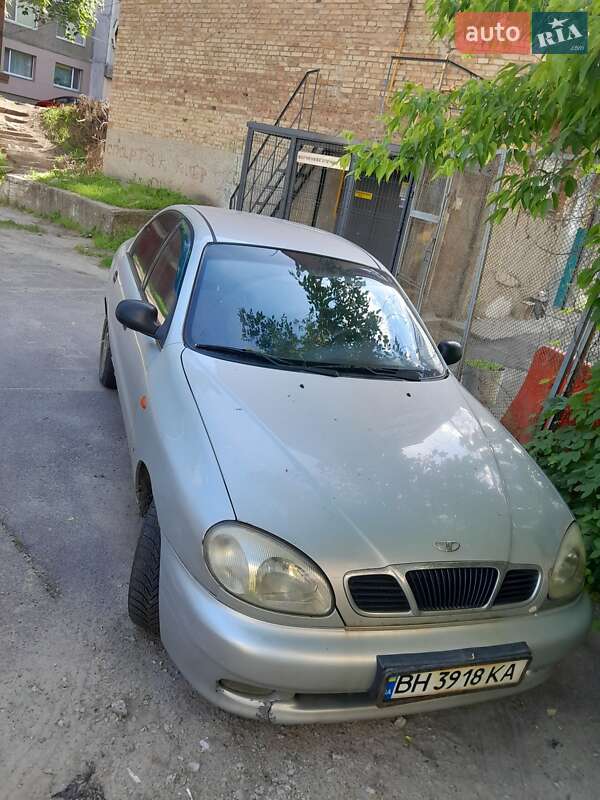Седан Daewoo Lanos 2002 в 