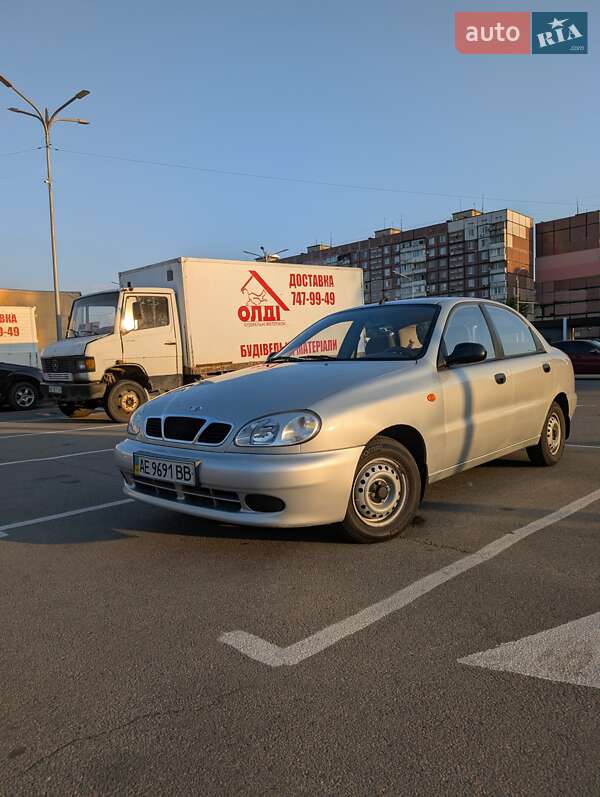 Седан Daewoo Lanos 2005 в Днепре