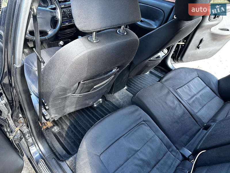 Седан Daewoo Lanos 2006 в Николаеве