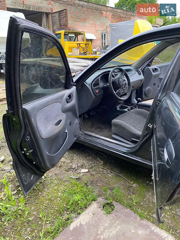 Седан Daewoo Lanos 2008 в Ровно